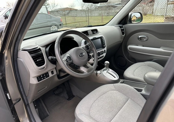 Kia Soul cena 42000 przebieg: 75000, rok produkcji 2015 z Gorlice małe 106